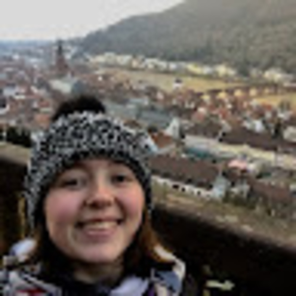 Meet your Posher, Lauren